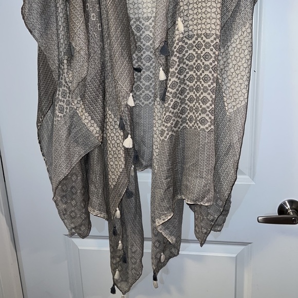 NWT Free People Boho Kimono Tassel - Picture 3 of 9